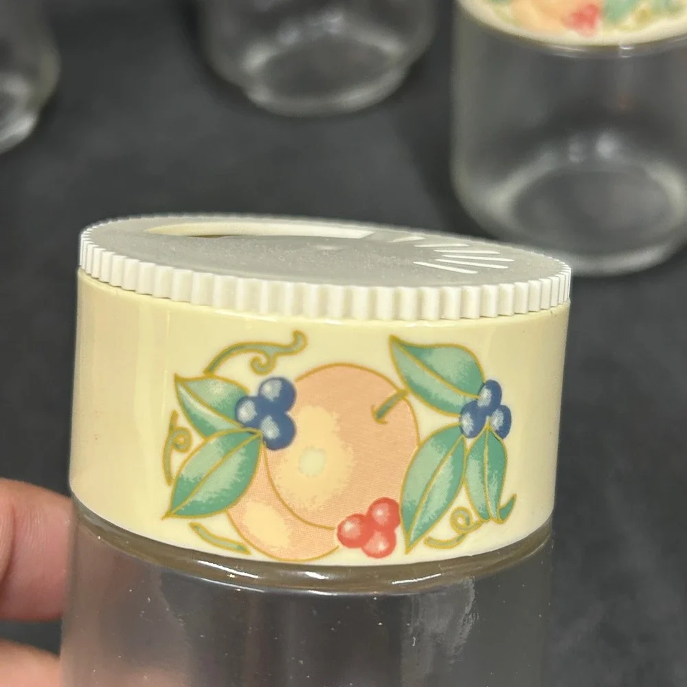 Vintage Gemco 5 Piece Glass Spice Jar Set Fruit Motif Acrylic Wall Rack USA